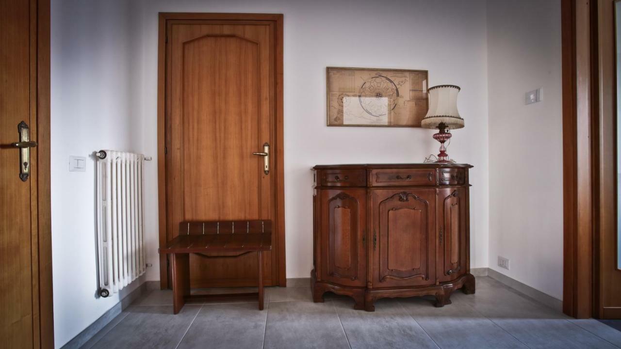 Villa Casa Della Vittoria à Maccagno Extérieur photo