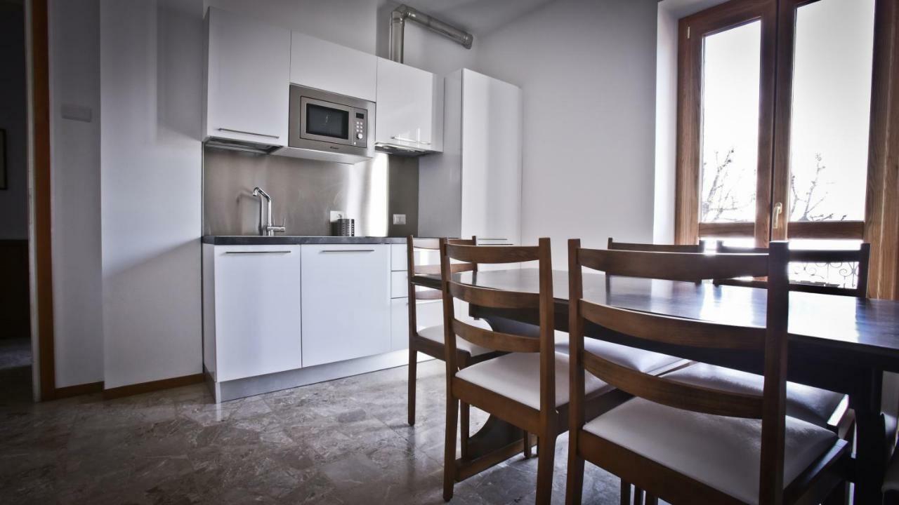 Villa Casa Della Vittoria à Maccagno Extérieur photo